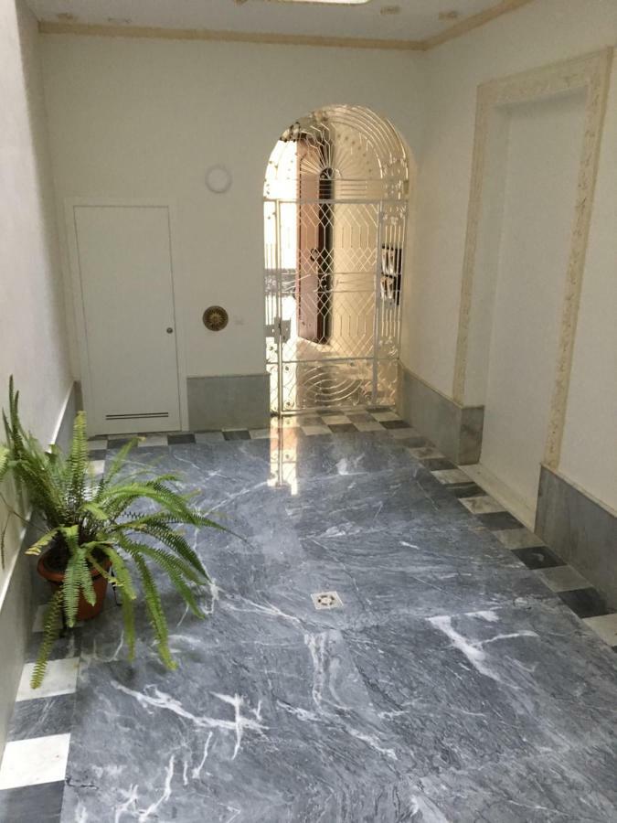 Apartamento Nuevo En Casa Tipo Palacio Cádiz Kültér fotó